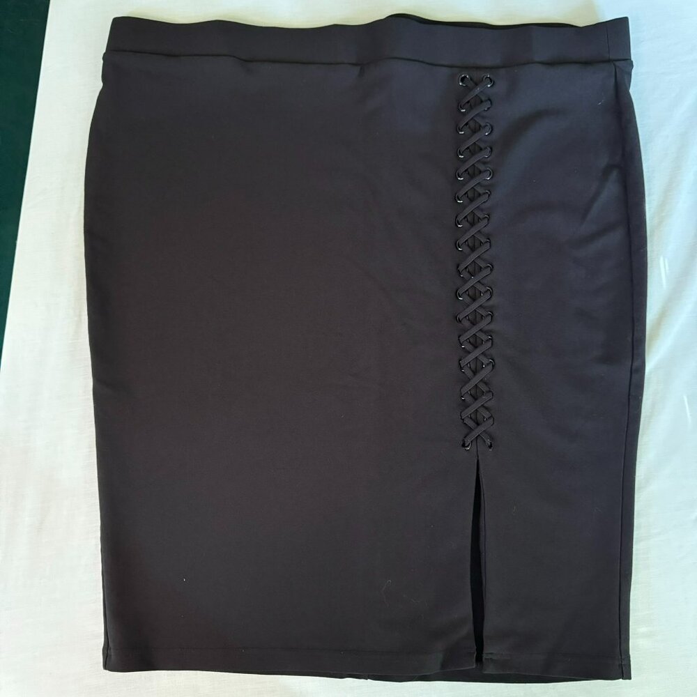 Black Torrid pencil Skirt